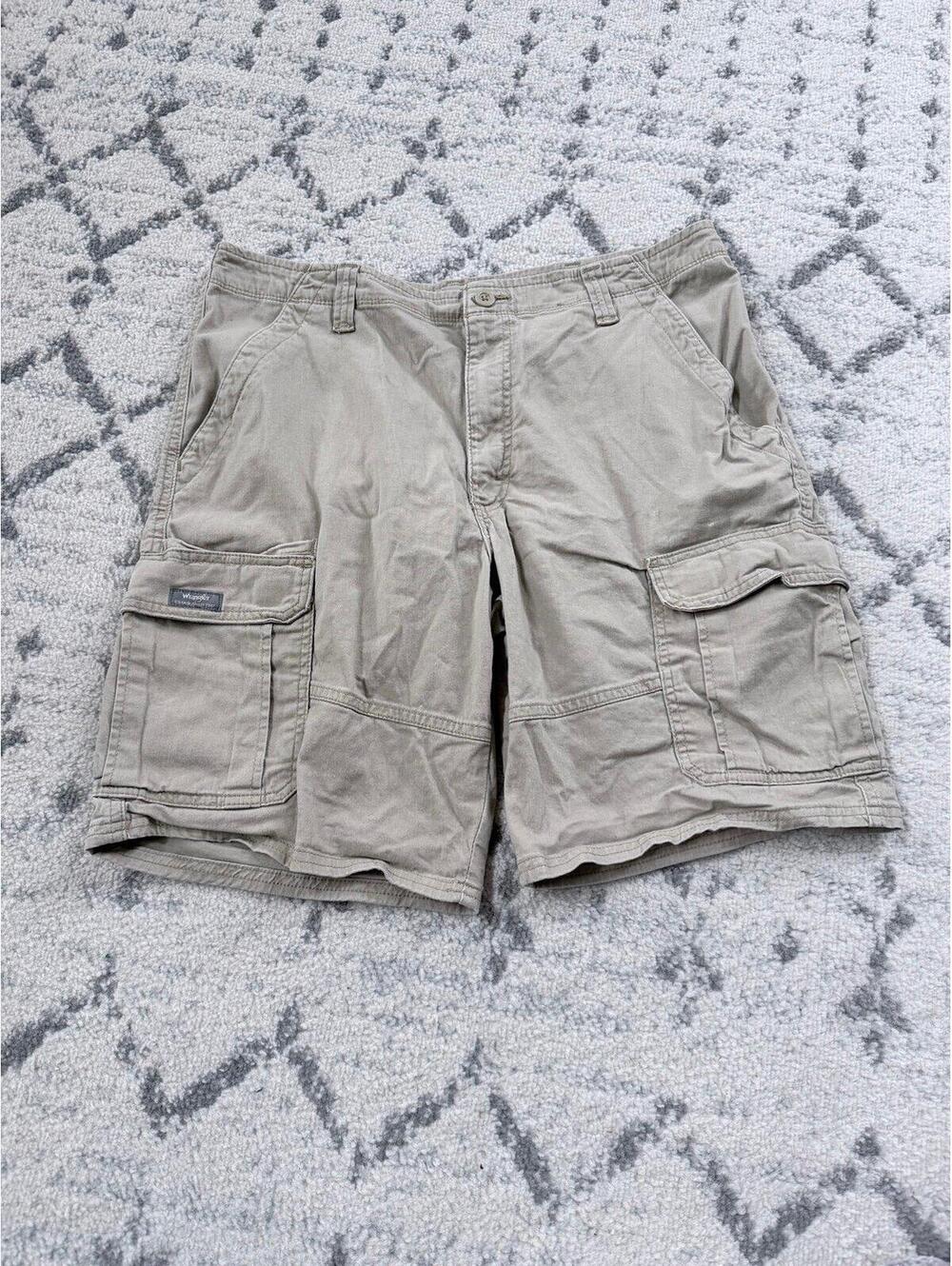 Wrangler Relaxed Fit Cargo Shorts
